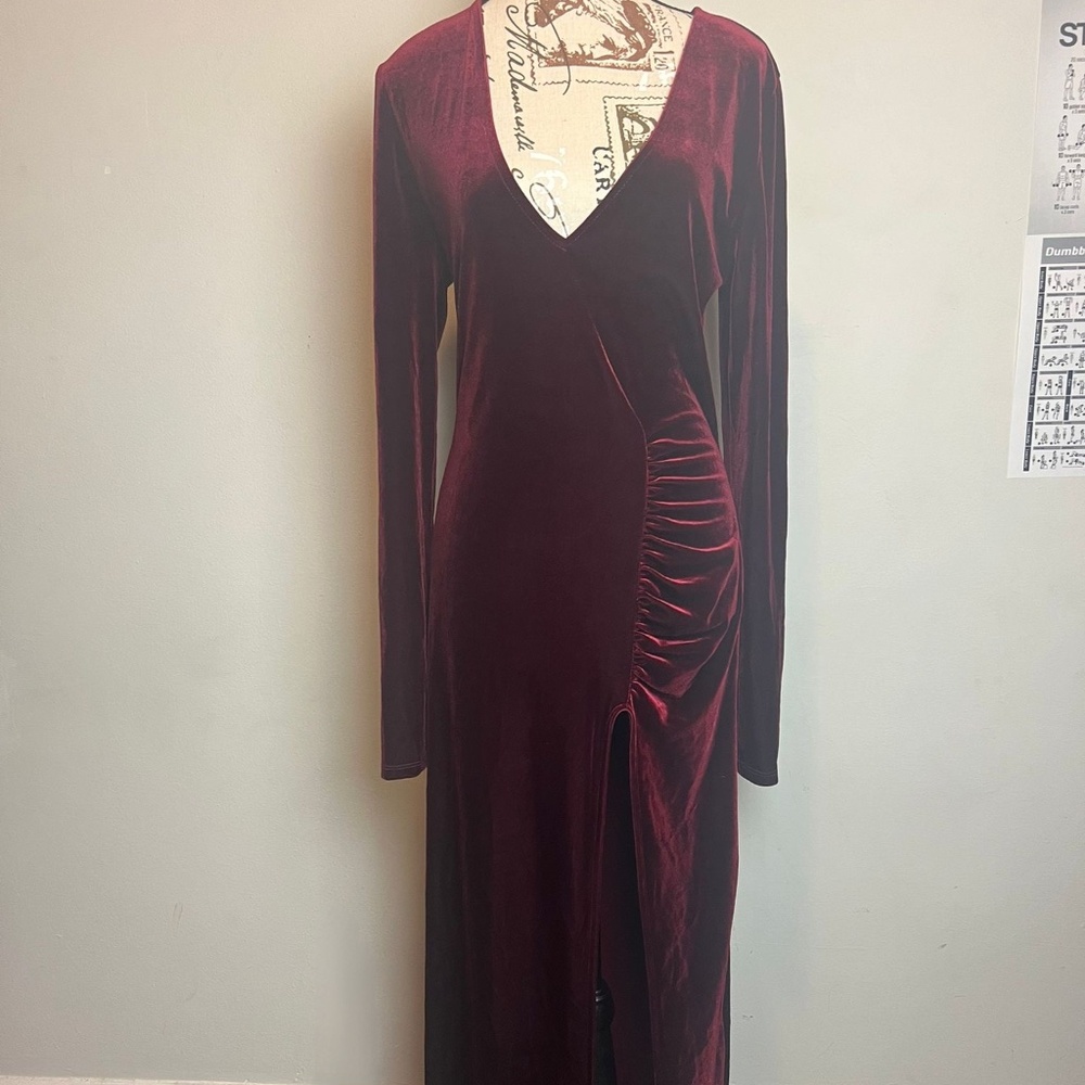 Long Red V-Neck Dress With Slit